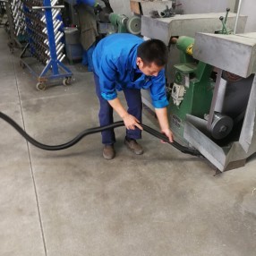 工廠車（chē）間如（rú）何（hé）選手合適的工業（yè）吸塵器