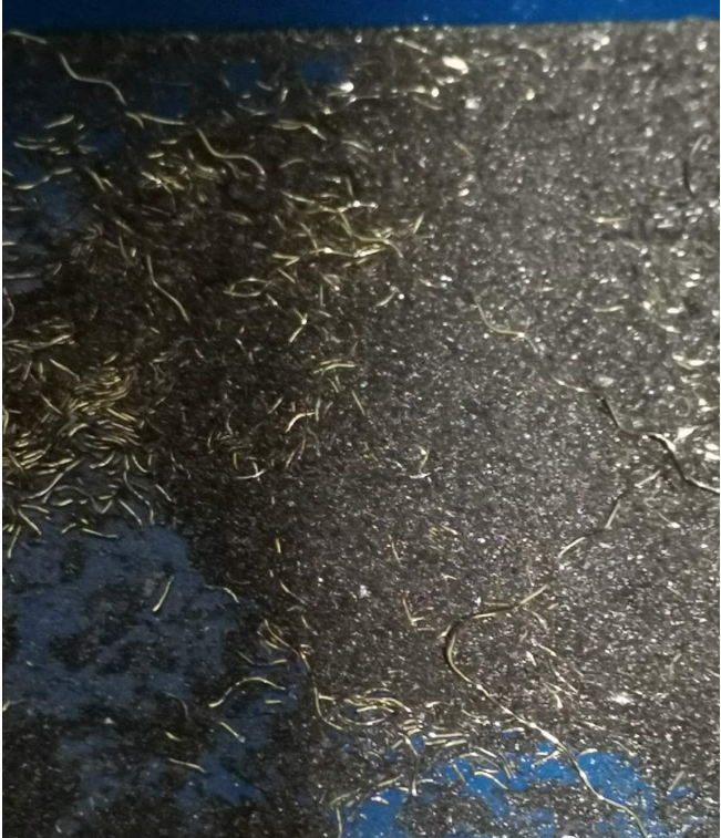 打磨平台含碳帶(dài)火花鐵絲巧用全自動脈衝集塵器解決方案-2